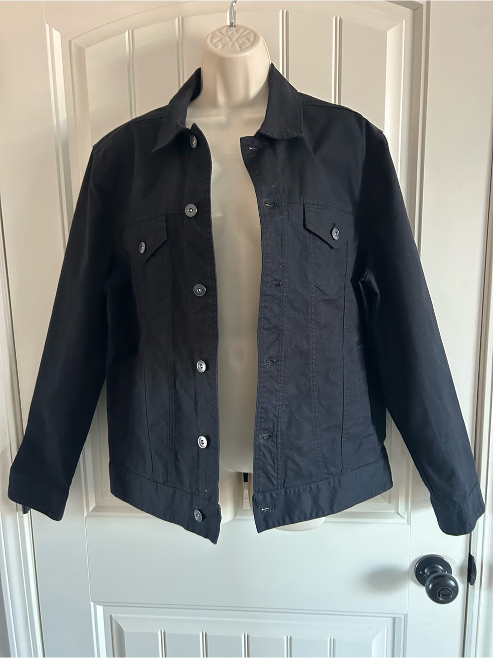 NWT the commons Classic Black Women's Denim Jacket Casual Button-Front Coat Sz S
